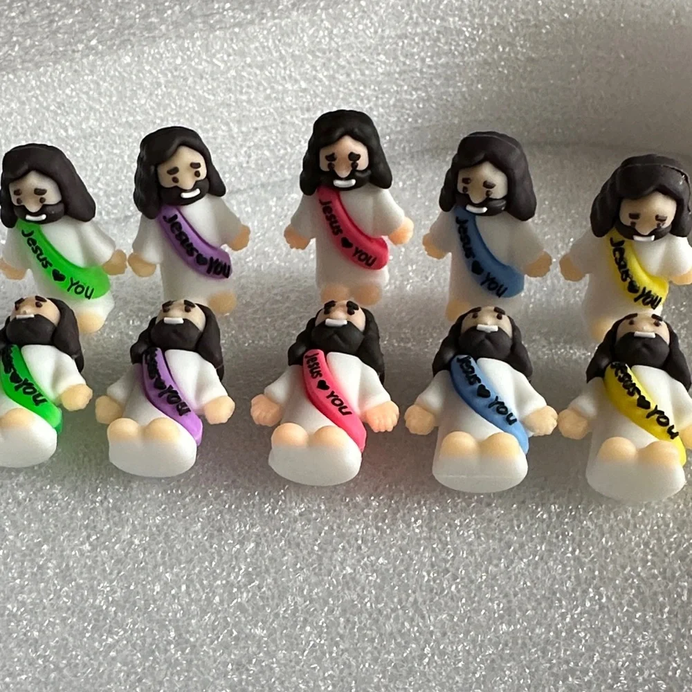 25 Little Jesus Figurines Everyone Needs a Little Jesus NWOT Jesus Loves You